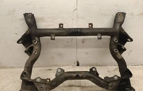 Mercedes-Benz C W204 Front subframe