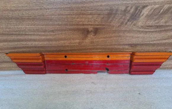 Mercedes-Benz E W124 Tailgate rear/tail lights