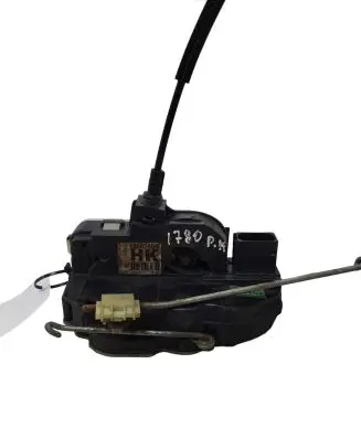 Opel Insignia A Front door lock 13502466 3023801E