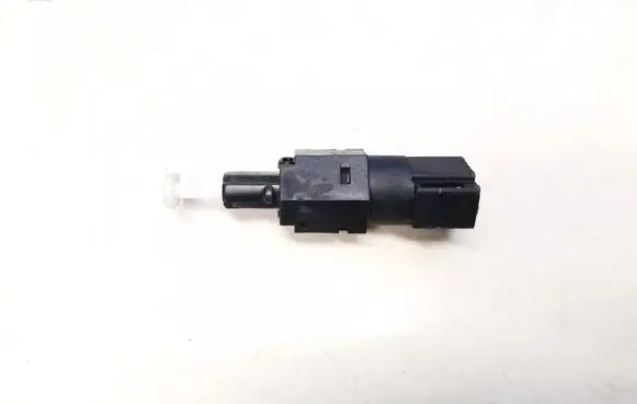 Nissan Primera Brake pedal sensor switch