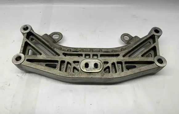 Dodge Challenger Gearbox mounting bracket 68170323AA