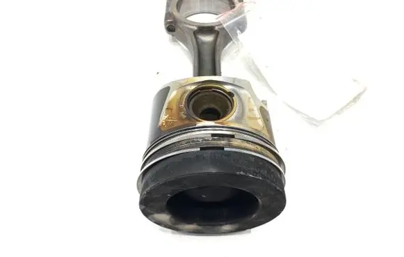 Audi A4 S4 B8 8K Piston with connecting rod 