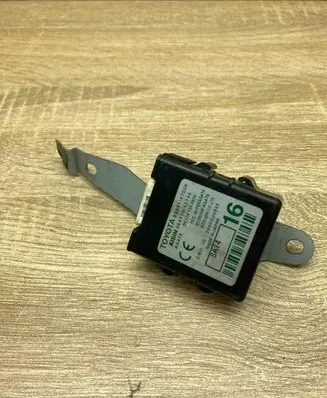 Toyota Prius (XW20) Door control unit/module 8999147030 48411010740