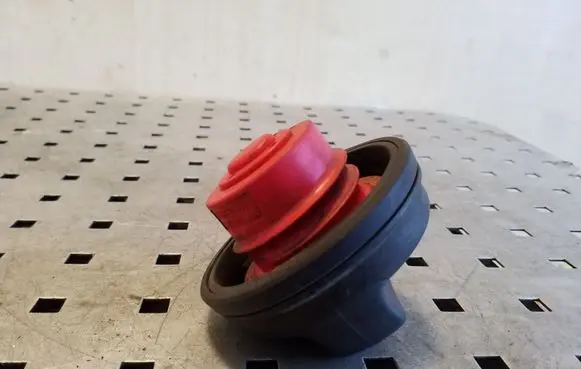 Fuel tank filler cap