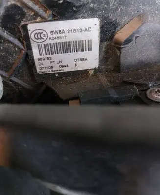Jaguar XF X250 Front door lock 6W8A21813AD 962023104 8X23203A29DE
