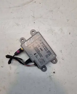 Mercedes-Benz CLS C219 Aerial antenna amplifier A2198203789