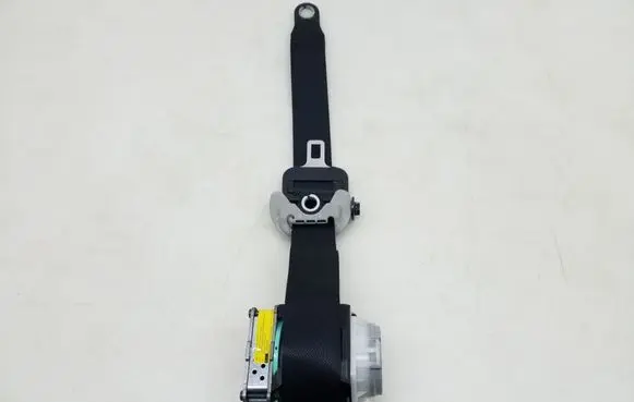 Toyota Verso Front seatbelt 732200F051