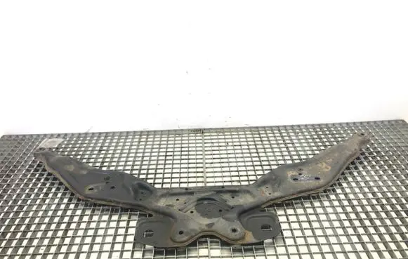 Infiniti Q50 Gearbox mount 
