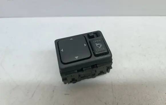 Nissan X-Trail T30 Wing mirror switch 050314
