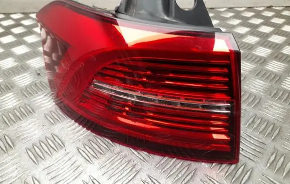 Volkswagen PASSAT B8 Rear/tail lights 3G9945207B