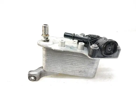 BMW X4 G02 Engine oil radiator 8580419 72481895 517506