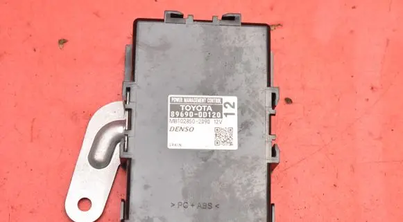 Toyota Yaris Engine control unit/module ECU 89690-0D120