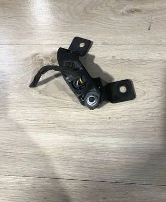 Sensor