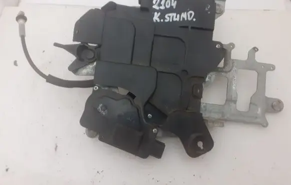 KIA Carnival Sliding door lock 814404D503