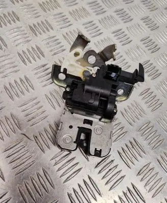 Audi A7 S7 4G Tailgate/trunk/boot lock/catch/latch 8K9827505A