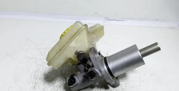 Audi A4 S4 B7 8E 8H Master brake cylinder 320670094
