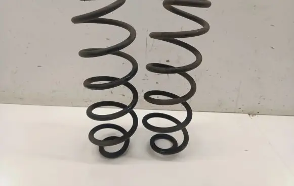 Nissan Qashqai J12 Rear coil spring