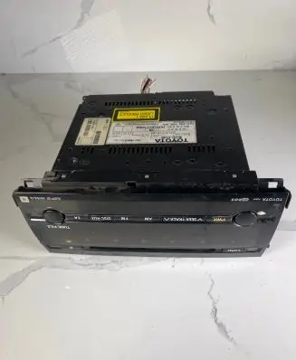 Toyota Prius (XW20) Radio/CD/DVD/GPS head unit 8612047240 020131