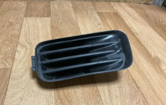Honda Accord Front bumper lower grill 71102