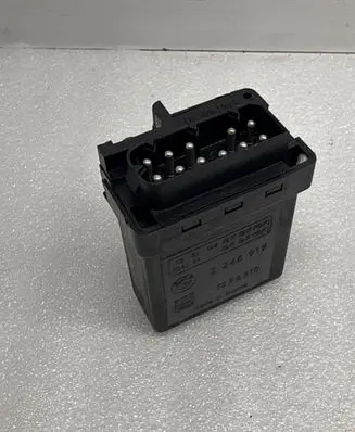 BMW X5 E53 Glow plug pre-heat relay 2246919