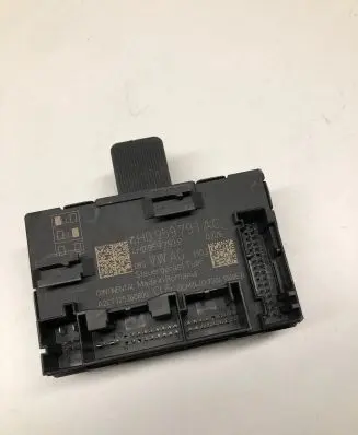 Porsche Macan (95B) Door control unit/module 4H0959793AC 4H0959793P