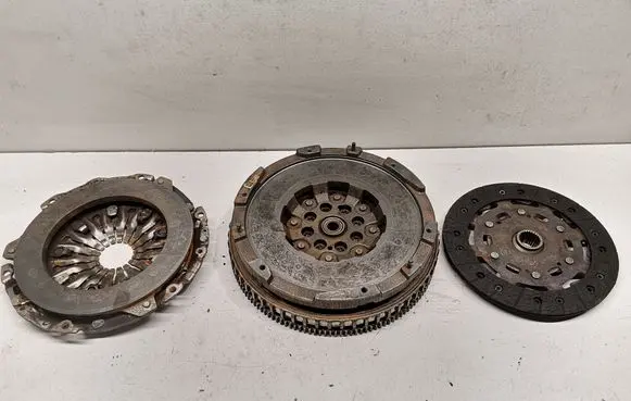 Mercedes-Benz C W205 Clutch set kit A0262501801