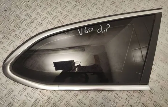 Volvo V60 Rear side window DOT459AS2M532