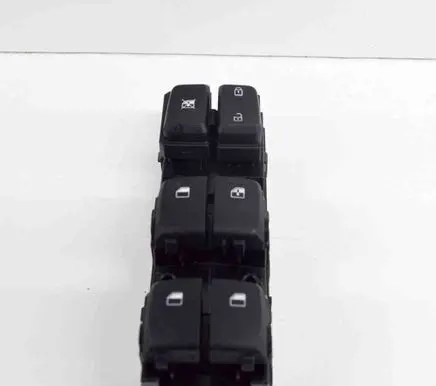 Hyundai Kona I Electric window control switch V7D0735 93570J9650
