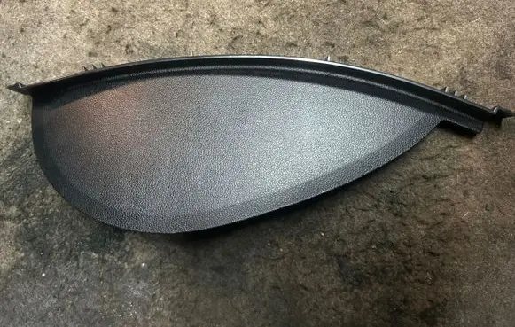BMW 3 E90 E91 Dashboard side end trim 7077820 72758411