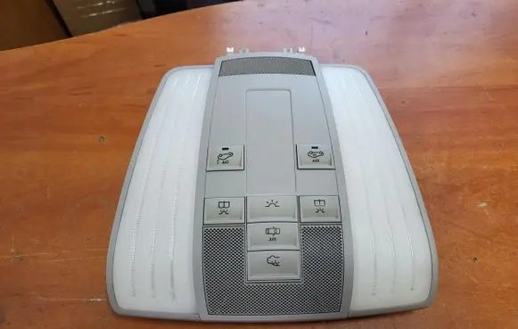 Mercedes-Benz E W212 Headlining lighting console trim A0009055200