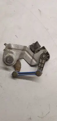 Audi A4 S4 B7 8E 8H Rear height level sensor lever 8E0616521D
