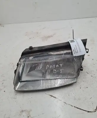 Volkswagen PASSAT B5 Headlight/headlamp