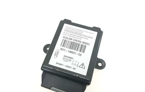 Ford Escape III Light module LCM 7S7113K031 7S7113K031CC SDG43960C