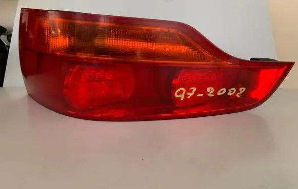 Audi Q7 4L Tailgate rear/tail lights 4L0945094