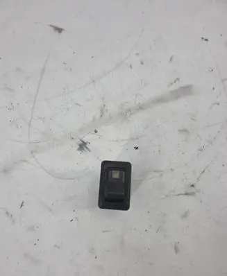 Mitsubishi Pajero Windscreen/window heater switch 
