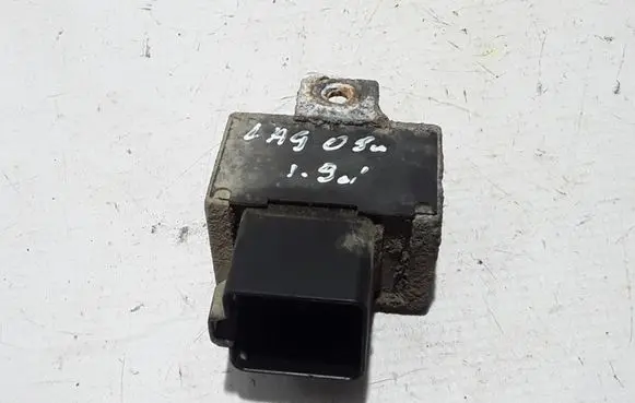 Renault Laguna II Glow plug pre-heat relay 7700115078