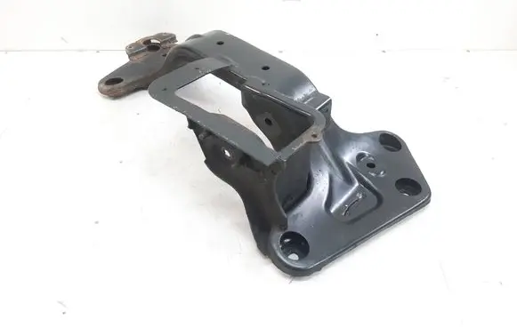 BMW X5 E53 Gearbox mounting bracket 6762275