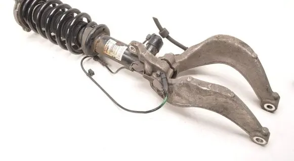 Volvo S90, V90 Front shock absorber/damper 31476797