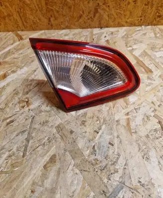 Nissan Qashqai Tailgate rear/tail lights 89503189 B26555BR01A