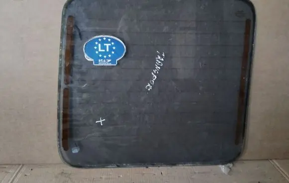 Volkswagen Transporter - Caravelle T4 Loading door trunk window/glass 43R001057