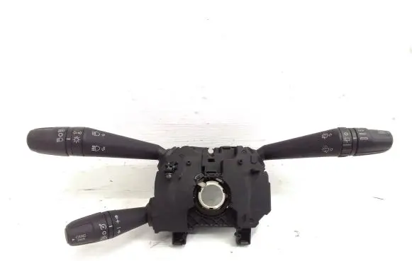 Fiat 500L Wiper turn signal indicator stalk/switch 07355938630
