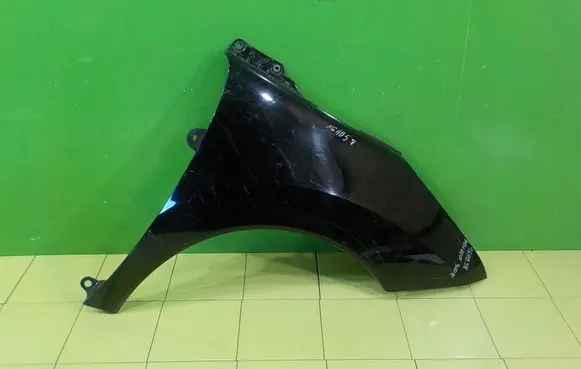 Peugeot 3008 I Fender PRZOD PRAWY