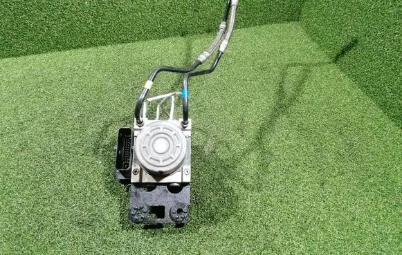 Renault Trafic III (X82) ABS Pump 476601418R 93459794 6179240006C