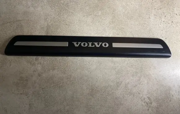 Volvo S40 Front sill trim cover 08622671