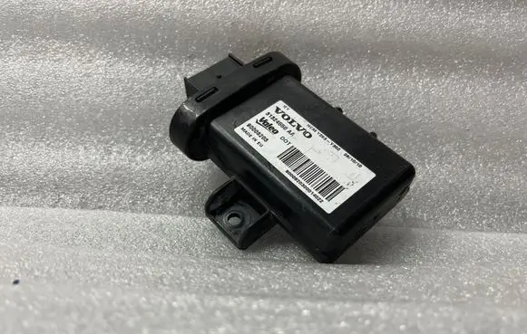 Volvo S60 Headlight ballast module Xenon 90008203 31324550AA 9000820300014022