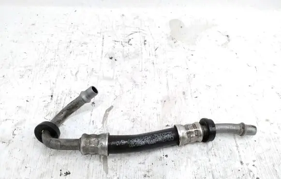 Gearbox oil cooler pipe/hose