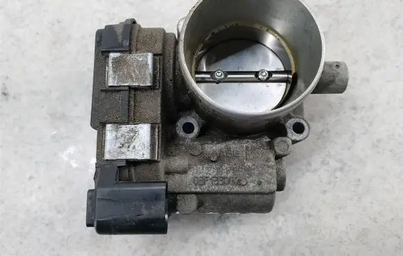 Audi A3 S3 8P Throttle body valve 03F133062