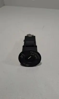 Nissan Qashqai Passenger airbag on/off switch 14801SD
