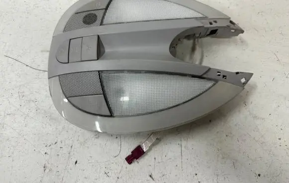 Mercedes-Benz E W211 Front seat light A2118207101 0025960716 2JM00942343
