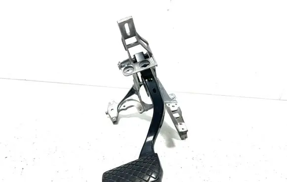 Audi A4 S4 B7 8E 8H Accelerator throttle pedal 8E1721117A